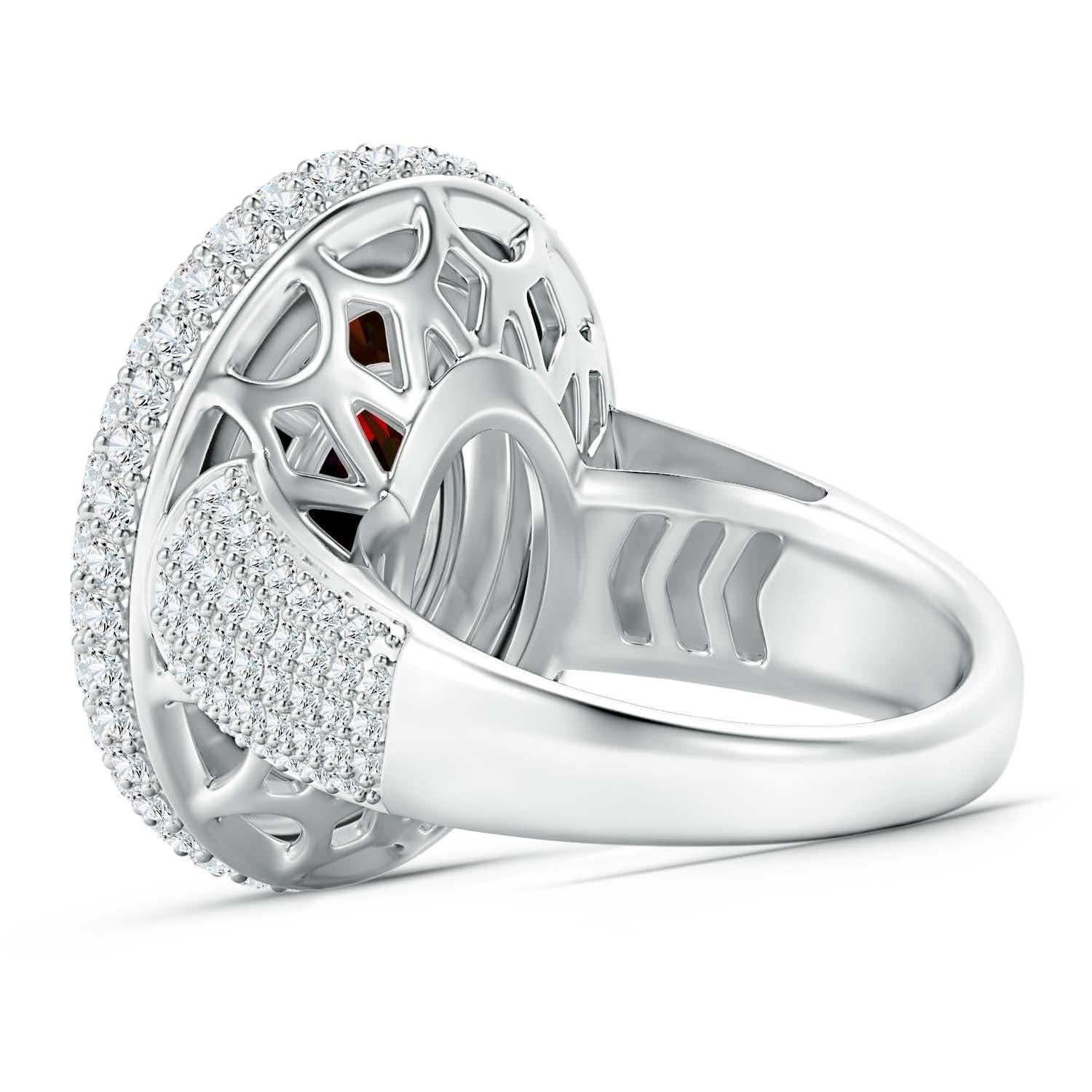Taille ovale Angara Bague triple halo en or 14K avec grenat ovale certifié GIA de 11,61 ct. en vente