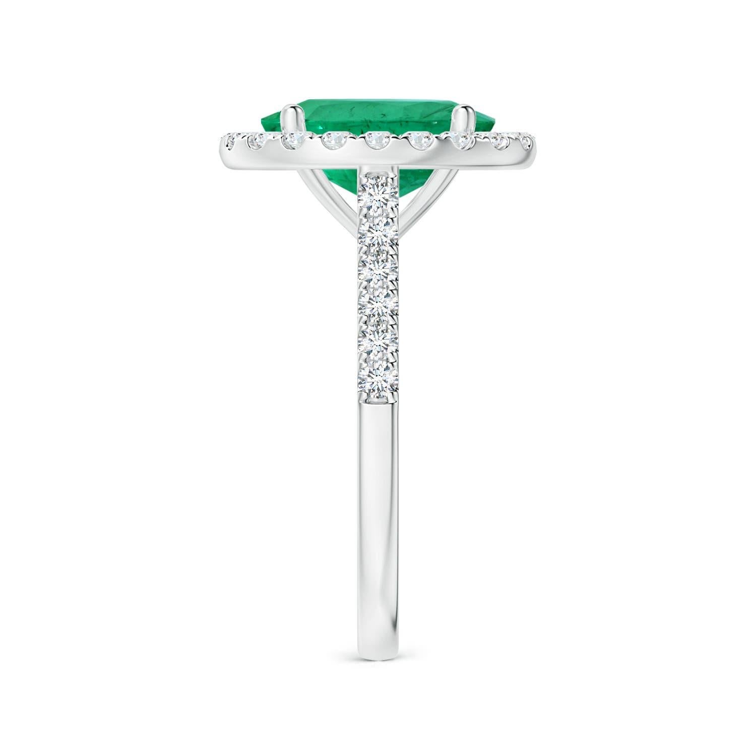 Angara Anillo de Esmeralda Ovalada Natural Certificada por el GIA de 3,58 ct con Diamantes en Oro de 14K Corte oval en venta