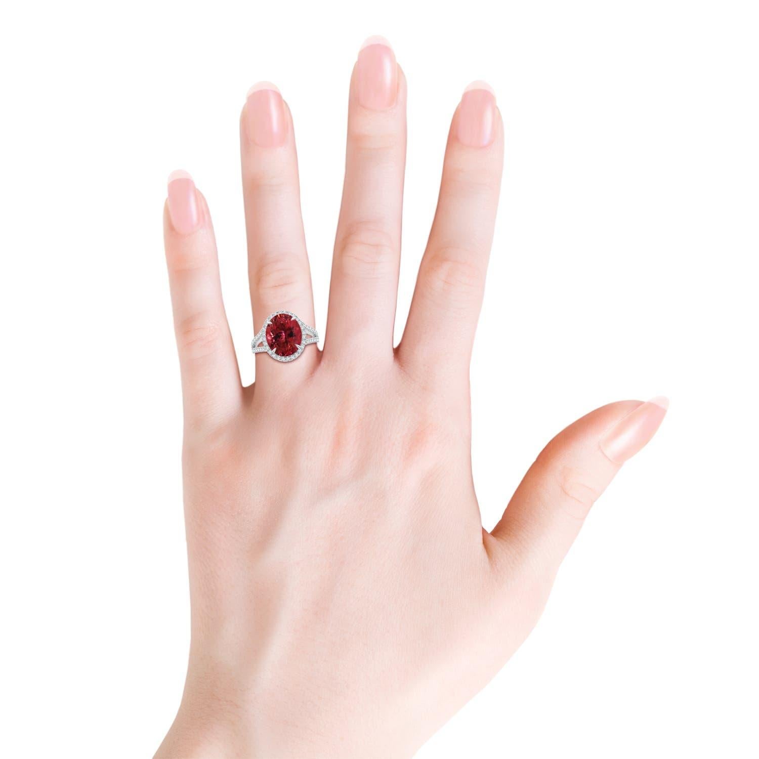 Anello con tormalina rosa ovale da 5,7 carati certificato GIA di Angara in oro massiccio 14 carati In condizioni Nuovo in vendita a Los Angeles, CA