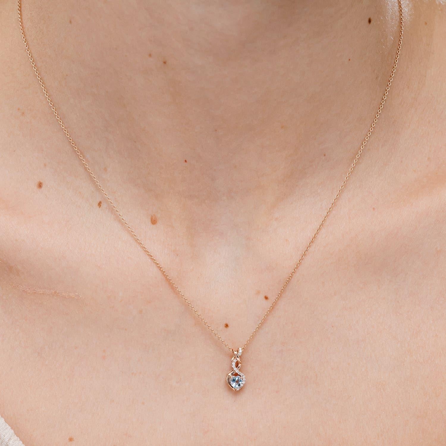 Modern Angara Natural Heart-Shaped Aquamarine Infinity Pendant with Diamond in 14K Gold For Sale
