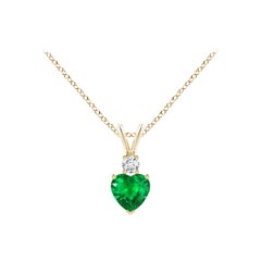 Smeraldo naturale a forma di cuore di Angara con ciondolo di diamanti in oro giallo 14K