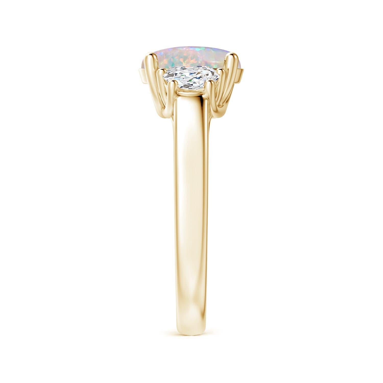Anillo Angara de Ópalo Ovalado Natural de 1,1 ct y Diamante Media Luna en Oro Macizo de 14K Corte oval en venta