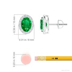 Pendientes de esmeralda ovalada natural Angara de 1,32 ct con halo de diamantes en oro de 14 quilates
