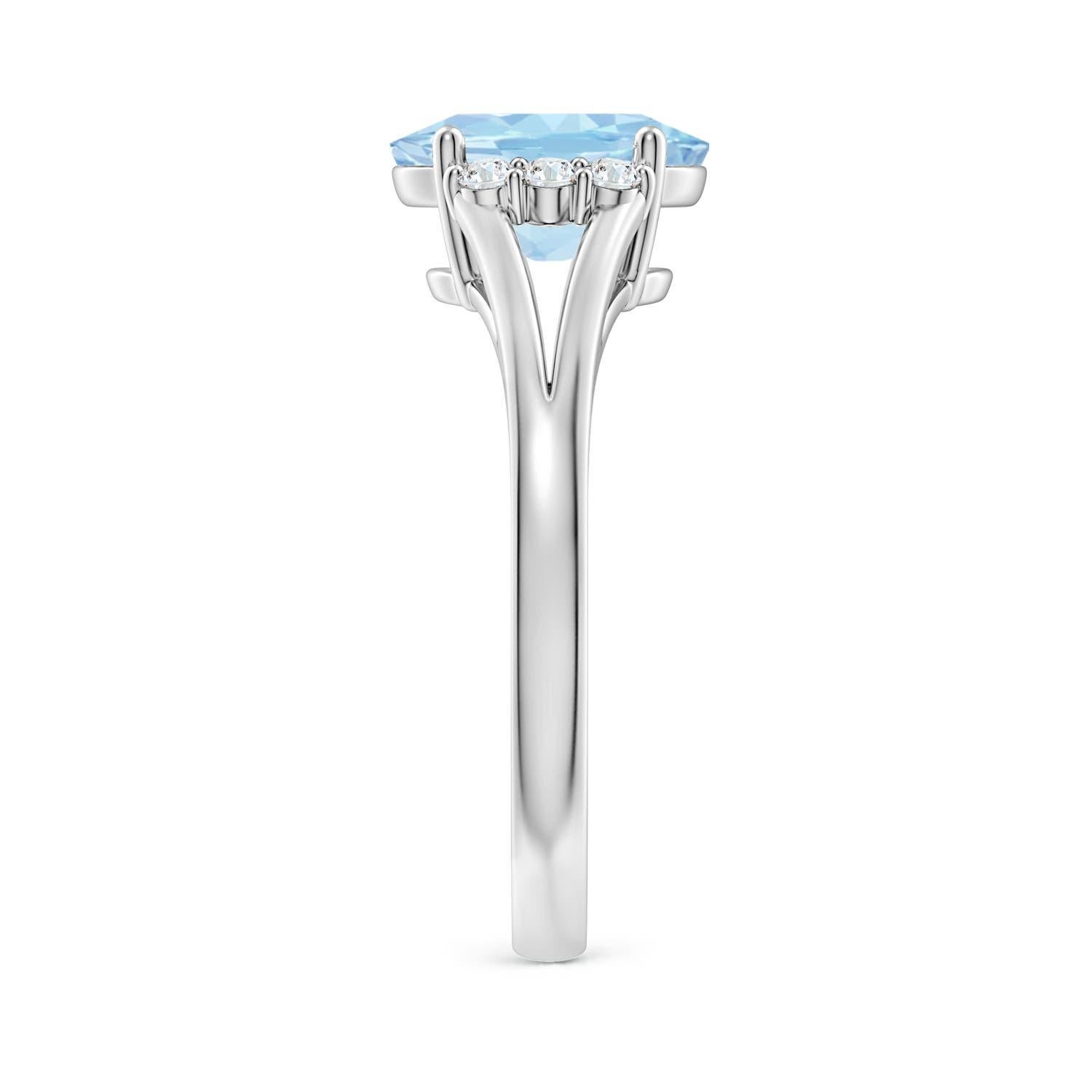 Angara natürlichen ovalen 1,5 ct Aquamarin mit Diamant-Ring in 14K massivem Gold im Zustand „Neu“ im Angebot in Los Angeles, CA