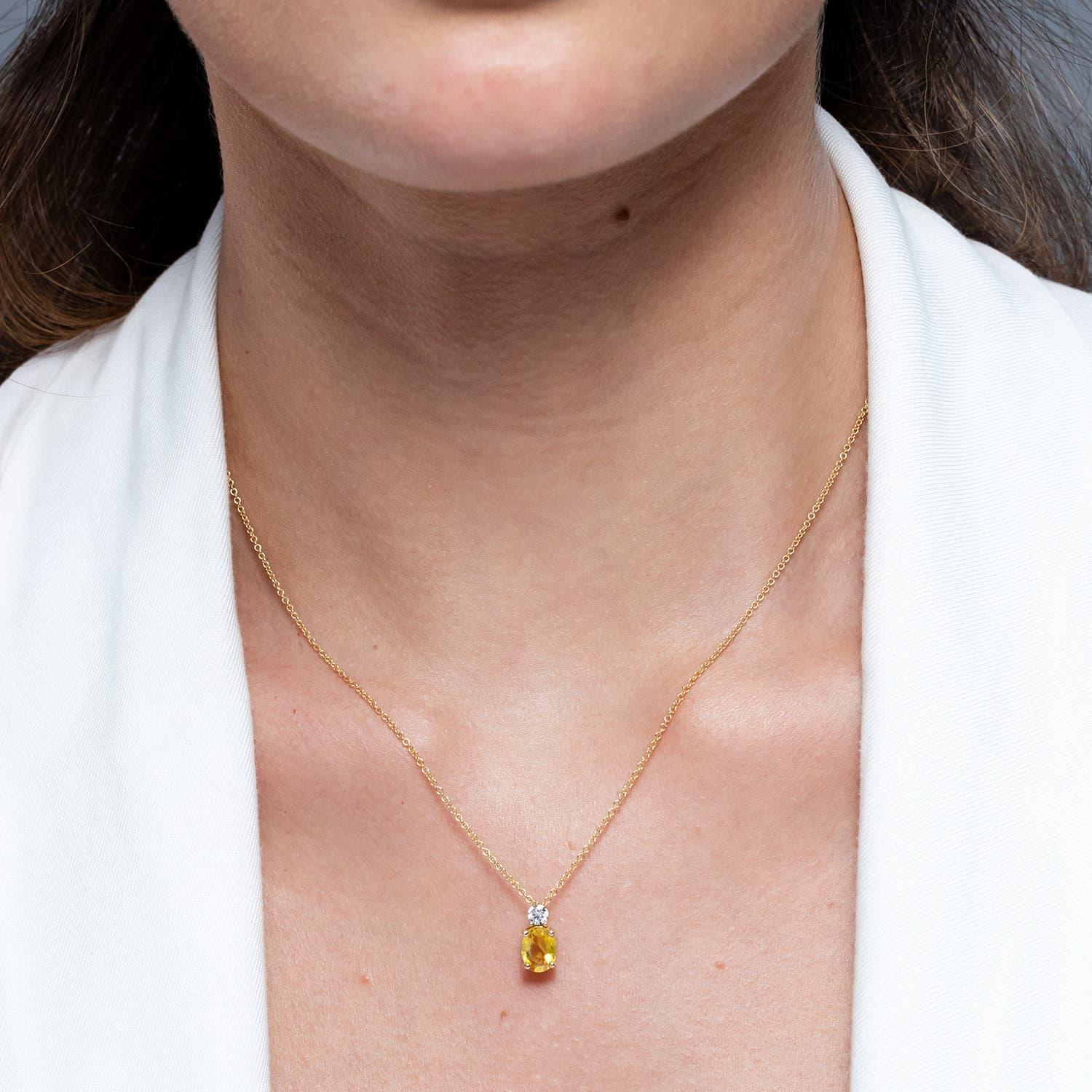 Modern Angara Natural Oval 1.5 ct Yellow Sapphire Solitaire Pendant in 14K Solid Gold For Sale