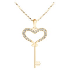ANGARA Ciondolo a forma di chiave di cuore con diamante naturale incastonato da 0,13 carati in oro giallo 14K