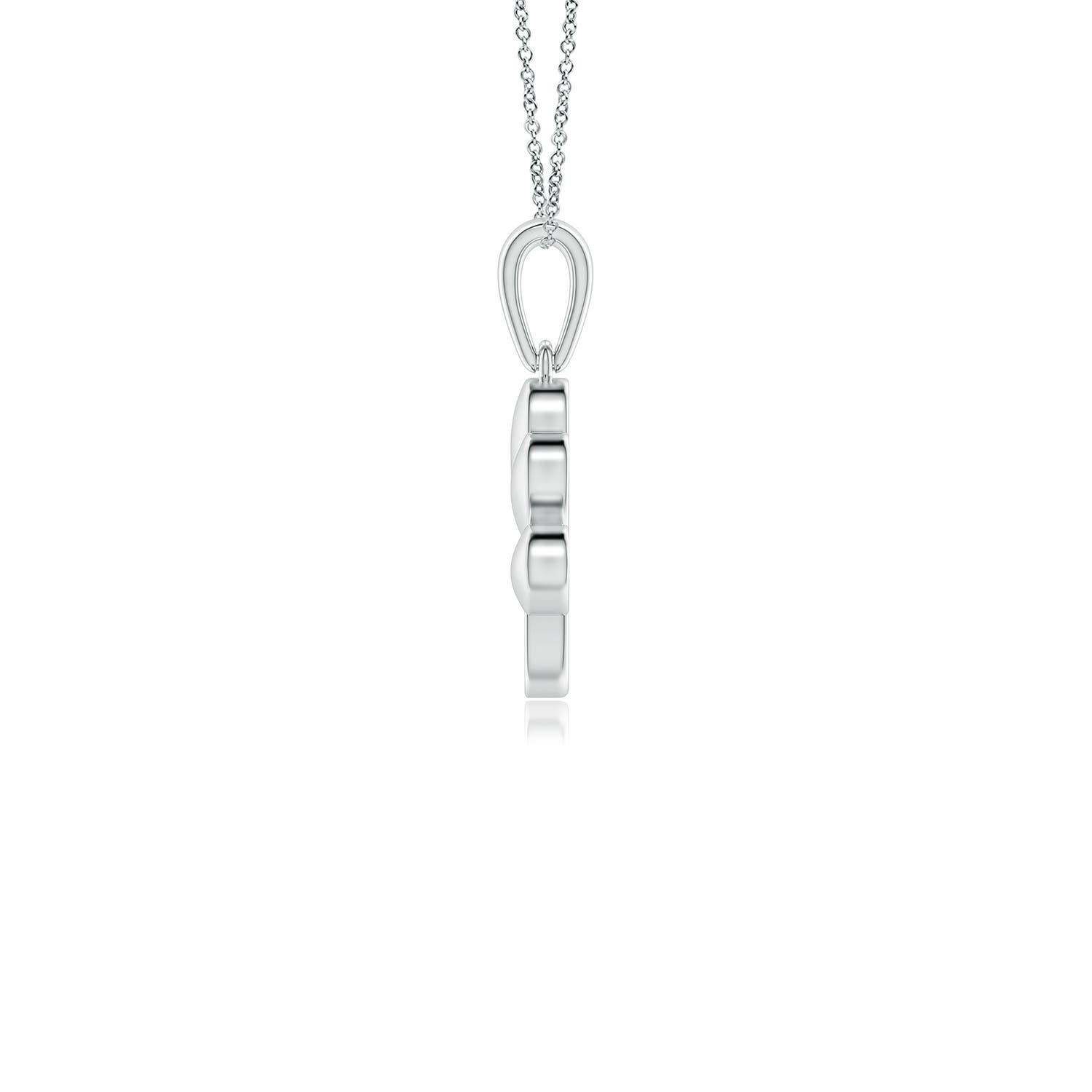 Caratterizzato da un adorabile disegno a zampa di cane, questo ciondolo con diamante è realizzato in platino. I diamanti scintillanti sono incastonati in un'incastonatura di pava sulla zampa lucente e hanno un aspetto squisito. Heldly, che si regge