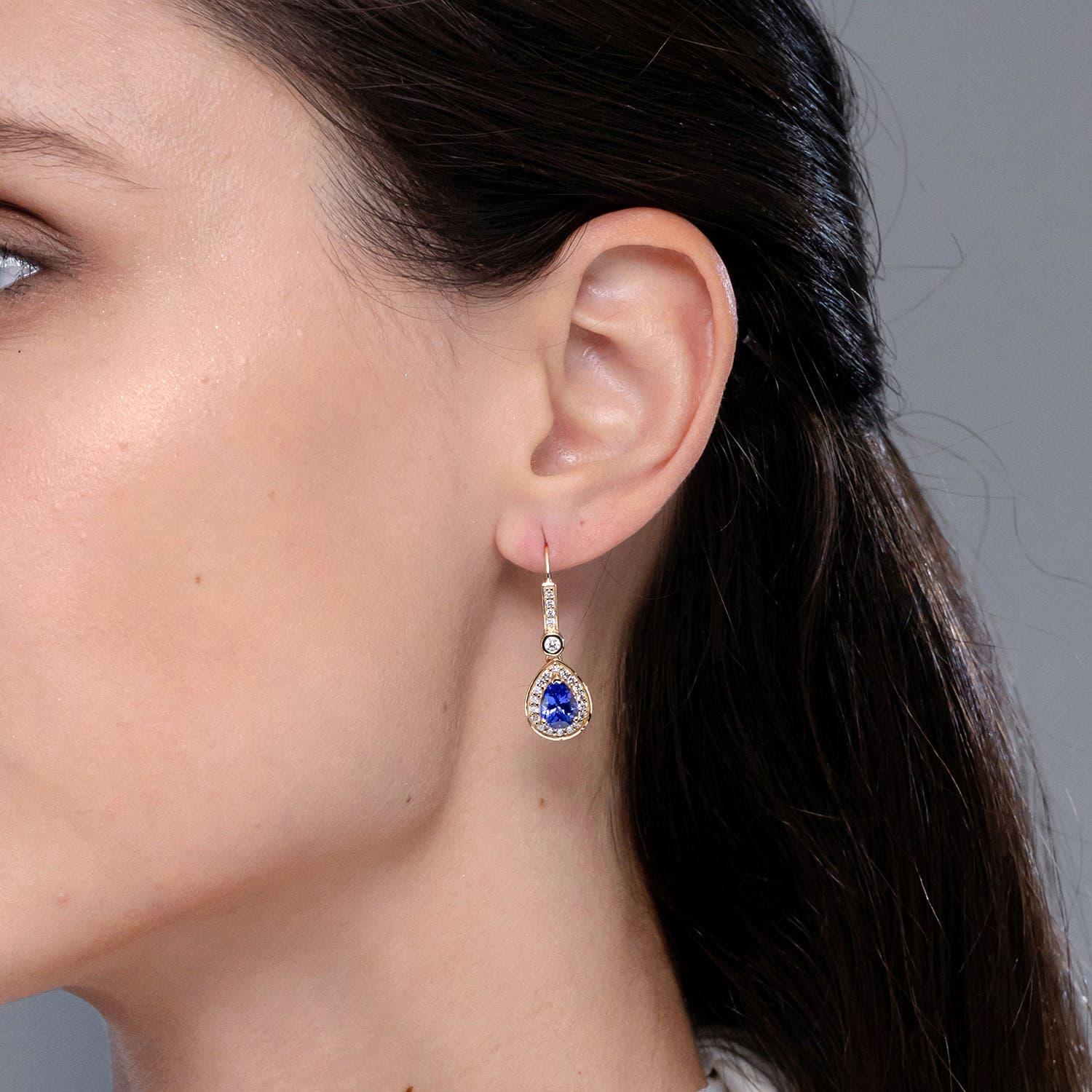 Moderne Angara Boucles d'oreilles pendantes en forme de poire 2.2 ct Tanzanite Halo en or vendu 14K en vente