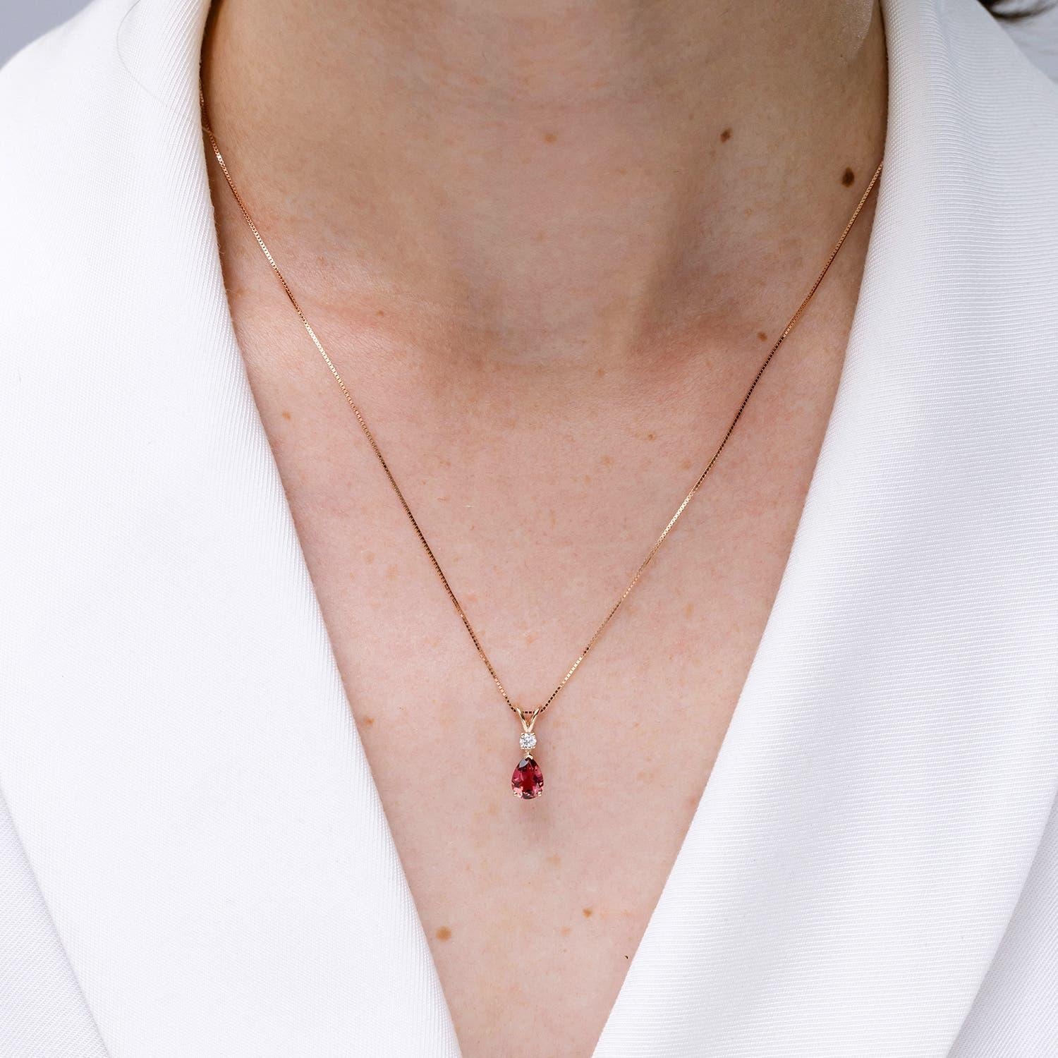 Moderne Pendentif en forme de goutte en or massif 14K avec tourmaline rose naturelle Angara et diamant en vente