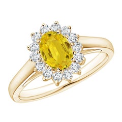 Angara Natural Princess Diana Inspired 1 ct Yellow Sapphire Ring in 14K Gold (bague en or 14 carats inspirée de la princesse Diana)