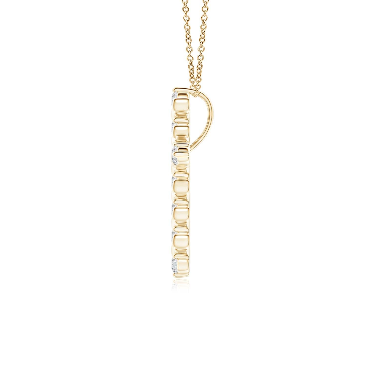 Dieser Kreuzanhänger aus 14-karätigem Gelbgold hat einen Hauch von fließender Eleganz und versprüht femininen Charme. Die Brillanten sind in einer einzigartigen Zacken- und Spangenfassung inmitten wirbelartiger Details befestigt und sorgen für einen