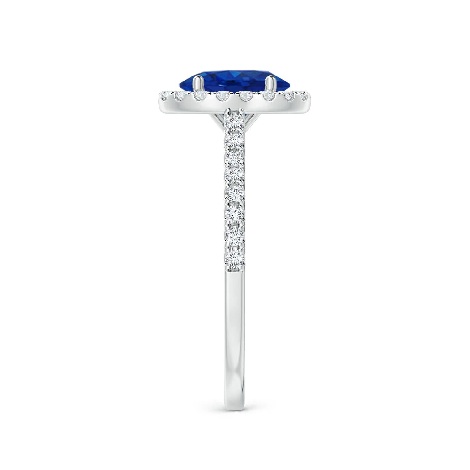 Angara Natural Prong-Set Oval 1,55 ct Blauer Saphir Halo Ring in 14K massivem Gold (Ovalschliff) im Angebot