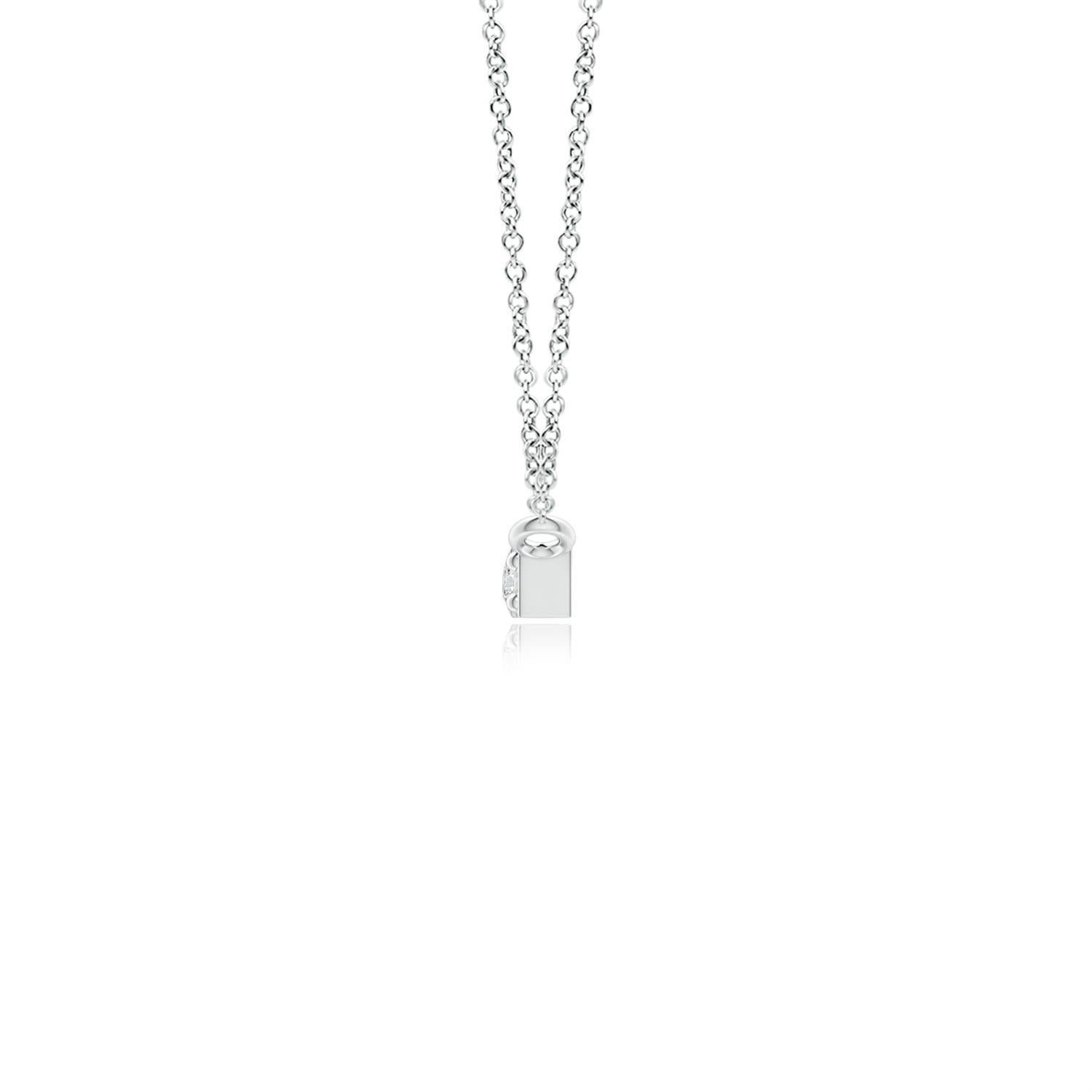 Questa collana a barretta, realizzata in oro bianco 14k, ha un design semplice e minimale. La barra lucidissima è sospesa orizzontalmente dalla catena e ornata da diamanti rotondi brillanti incastonati.
Il diamante è la pietra natale di aprile e il