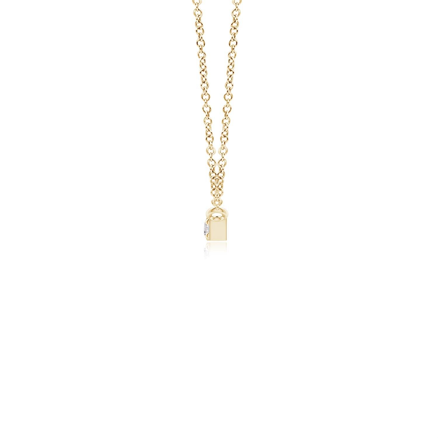 Questa collana a barretta in oro giallo 14k ha un design semplice e minimale. La barra lucidissima è sospesa orizzontalmente dalla catena e ornata da diamanti rotondi brillanti incastonati.
Il diamante è la pietra natale di aprile e il regalo