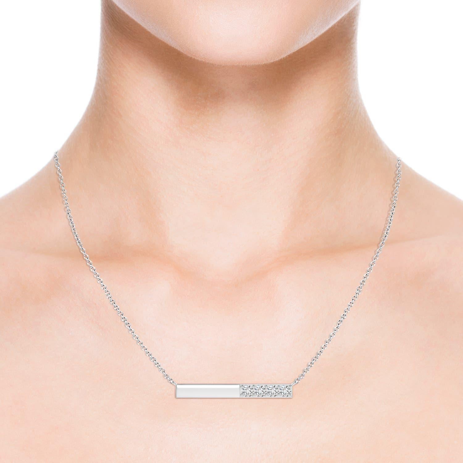 Angara Natural Prong-Set Runde Diamant Bar Halskette in Platin für Frauen im Zustand „Neu“ im Angebot in Los Angeles, CA