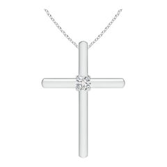 Colgante en forma de cruz con diamante redondo solitario y engastado en oro blanco de 14 quilates