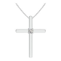Colgante en forma de cruz con diamante redondo solitario y engastado en oro blanco de 14 quilates