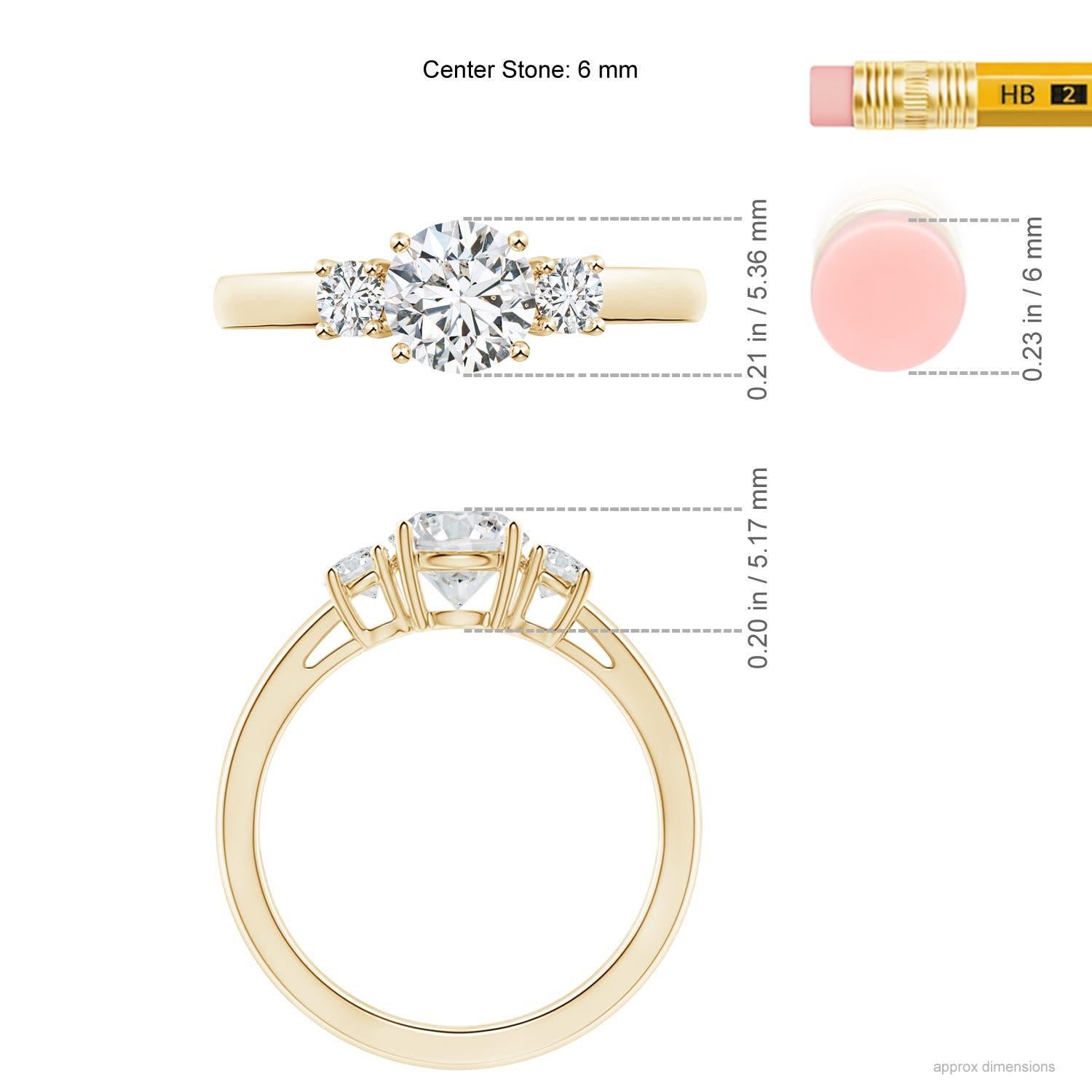 Angara Natürlicher Verlobungsring mit drei Steinen und rundem Diamant in 14K Gold Damen im Angebot