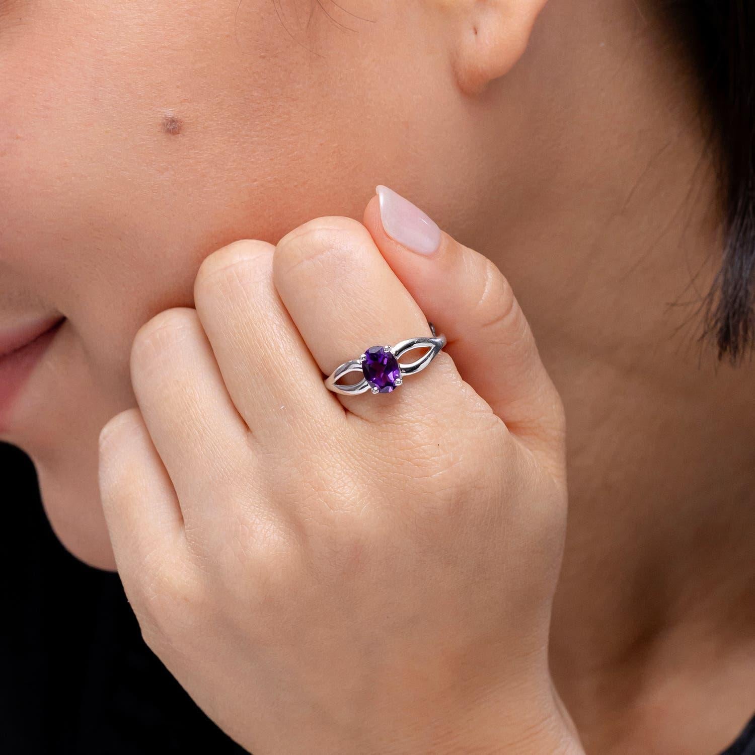 Anillo Angara de amatista natural con solitario engastado de 1,15 ct en oro macizo de 14 quilates Moderno en venta