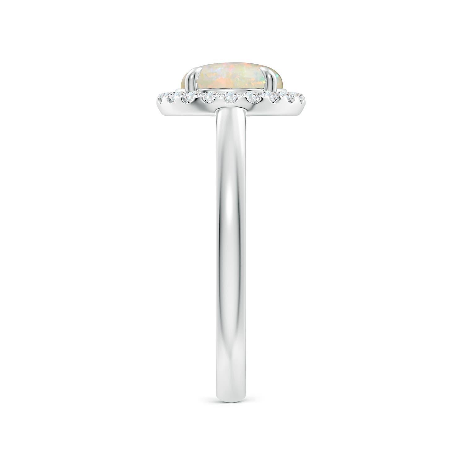 Angara natürlichen runden 1,15ct Opal Kathedrale Halo Ring in 14K Solid Gold für Frauen (Rundschliff) im Angebot