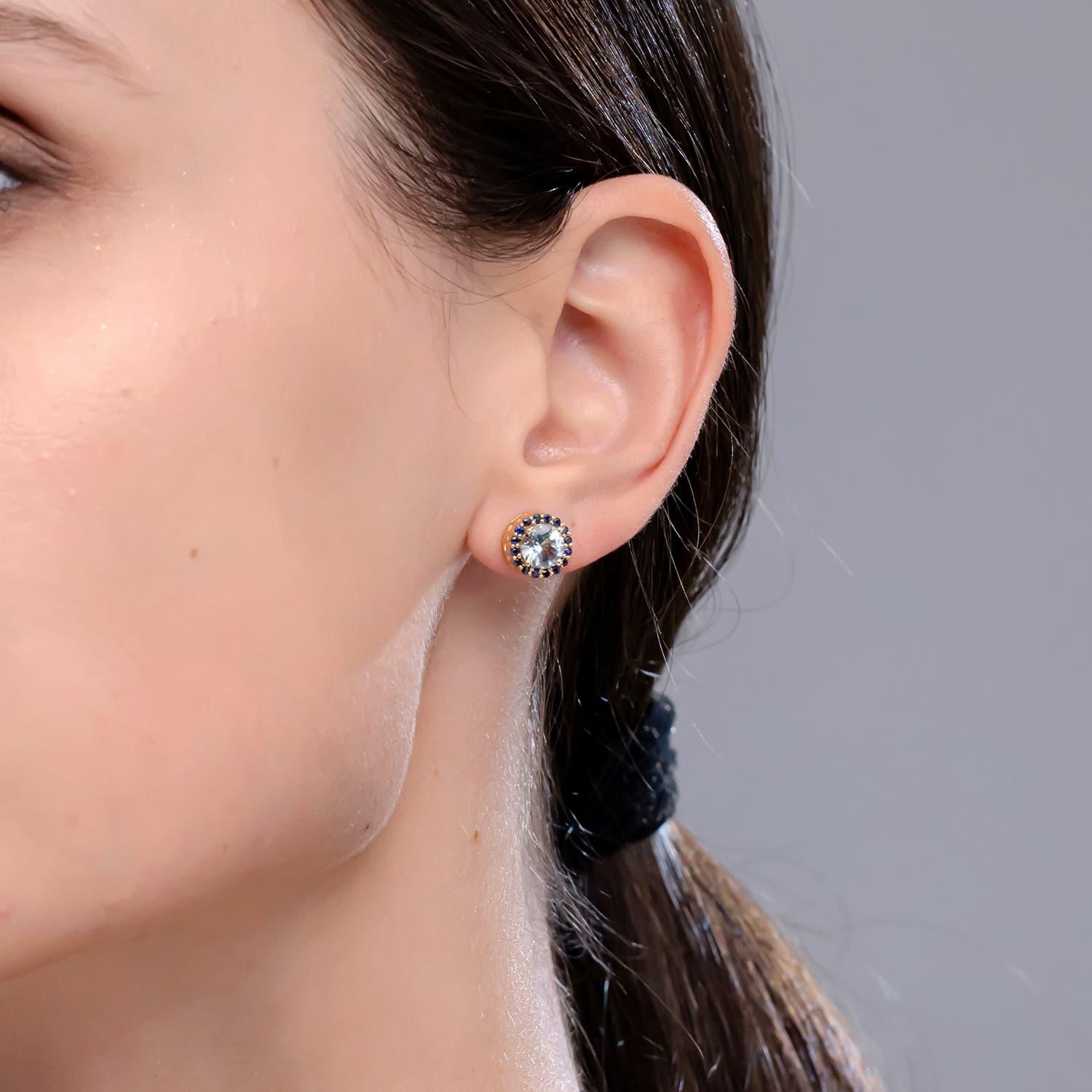 Moderne Angara - Boucles d'oreilles en or 14 carats aigue-marine et saphir ronds et naturels de 1,44 ct en vente