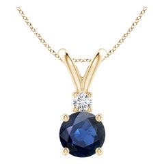 Angara Natürliche Runde 1,6 ct Blauer Saphir Solitär-Anhänger in 14K Gelbgold