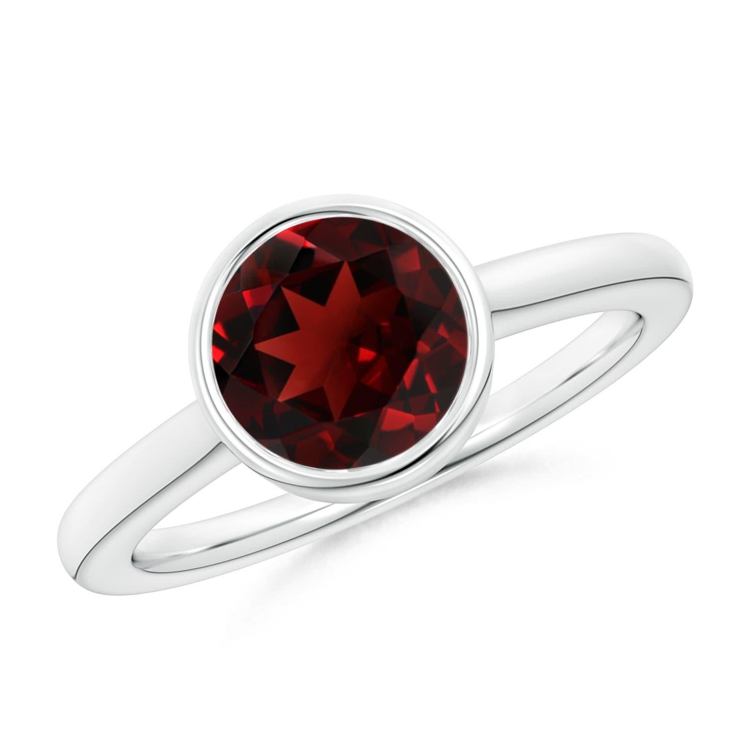 Angara Natürliche Runde 2,2 ct Granat Solitär Verlobungsring in 14K Solid Gold im Angebot 1