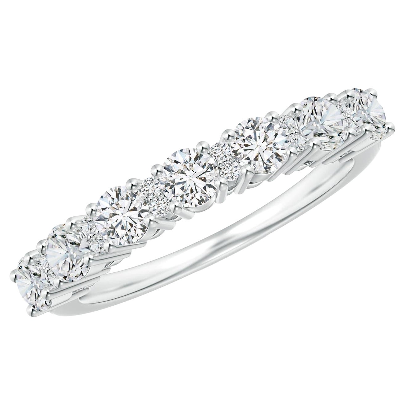 Angara Natürliche Runde Diamant Eternity Ring in Prong Fassung in 14K massivem Gold