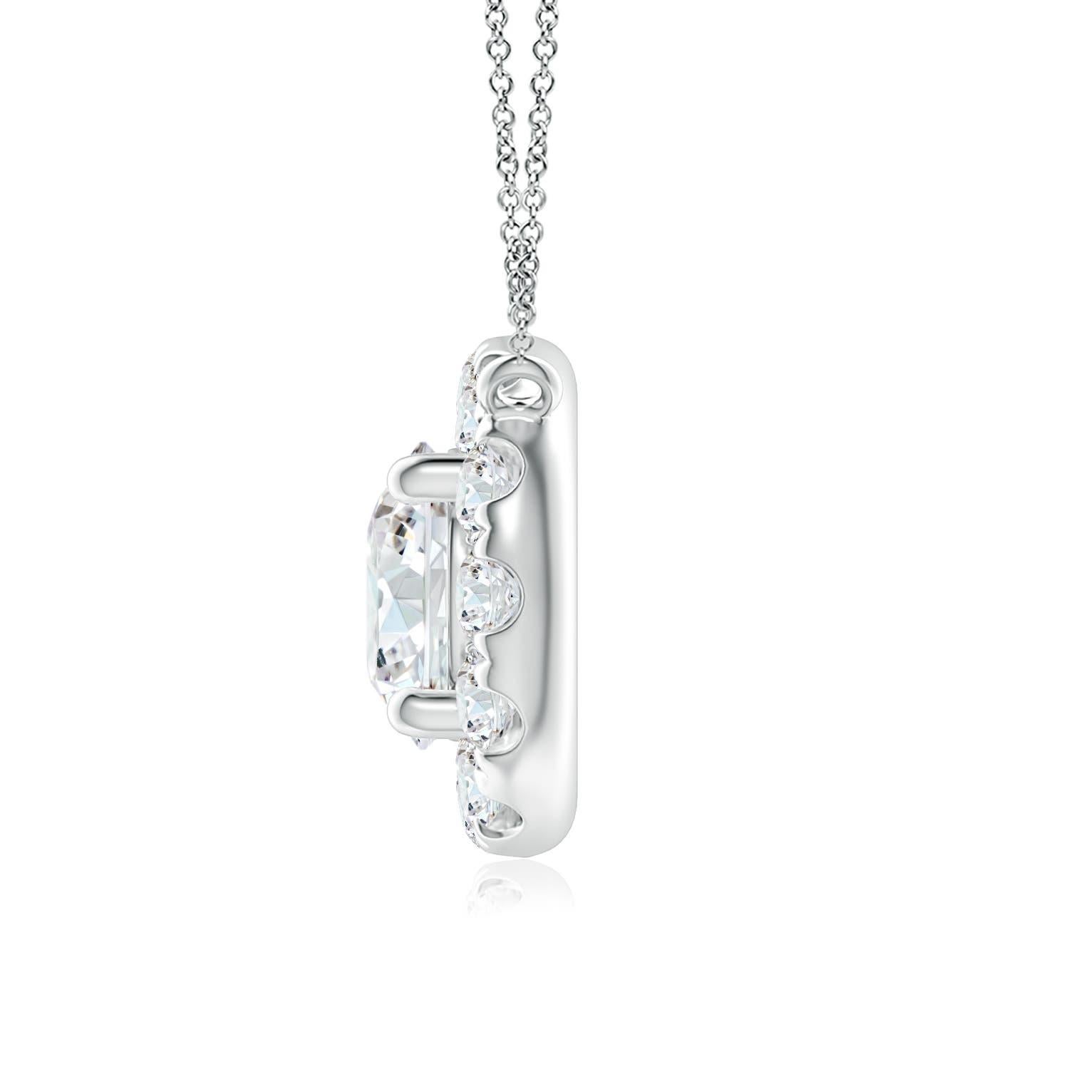 With a round diamond at the core and a halo encircling it, this diamond pendant necklace is a glittering marvel. It gives off the illusion of a sparkling star and looks extravagantly elegant. A 14K white gold halo pendant necklace finished with