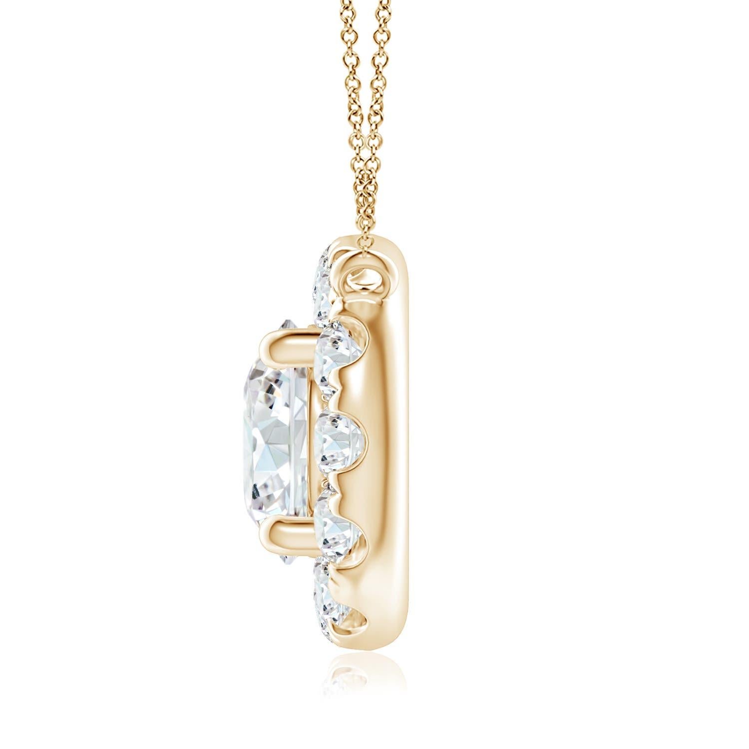 With a round diamond at the core and a halo encircling it, this diamond pendant necklace is a glittering marvel. It gives off the illusion of a sparkling star and looks extravagantly elegant. A 14K yellow gold halo pendant necklace finished with