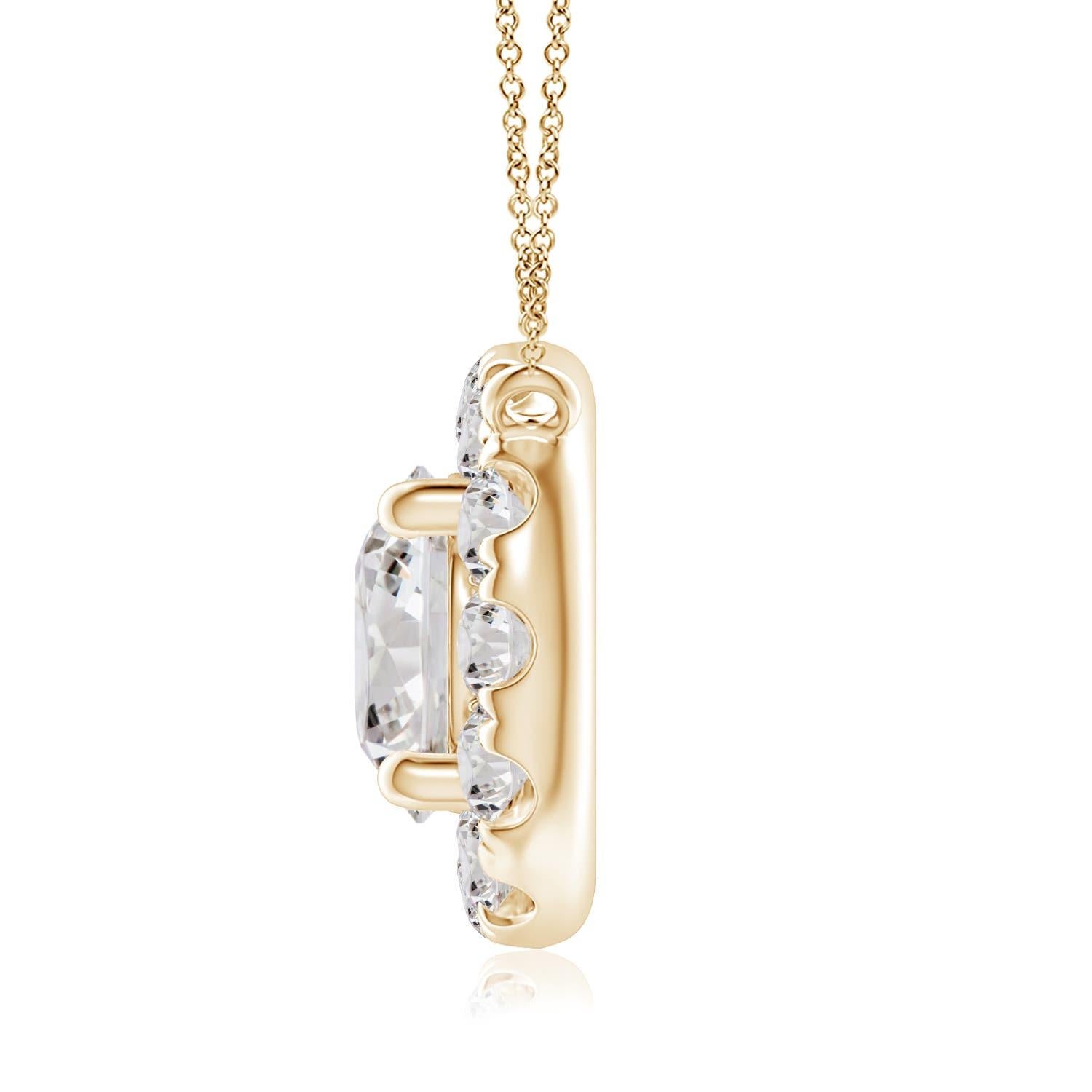 With a round diamond at the core and a halo encircling it, this diamond pendant necklace is a glittering marvel. It gives off the illusion of a sparkling star and looks extravagantly elegant. A 14K yellow gold halo pendant necklace finished with