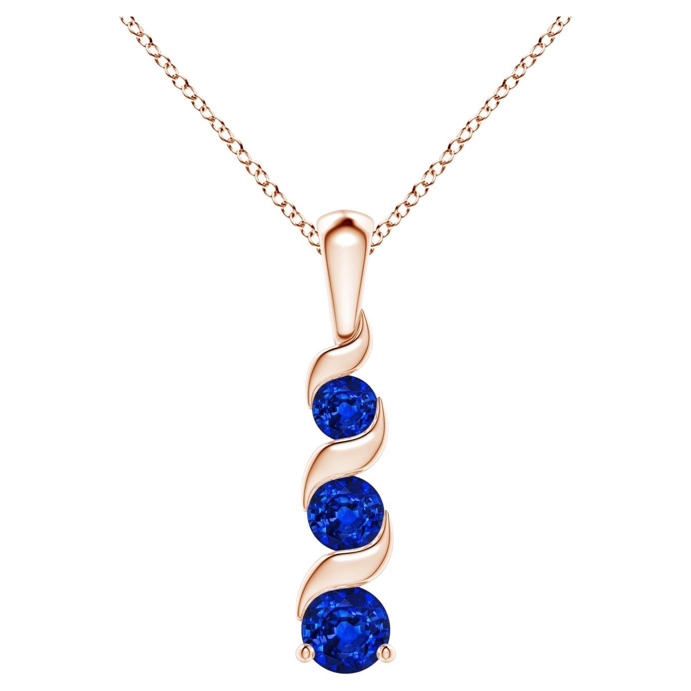 ANGARA Pendentif à trois pierres en or rose 14 carats avec saphir bleu rond naturel de 0,33 carat en vente