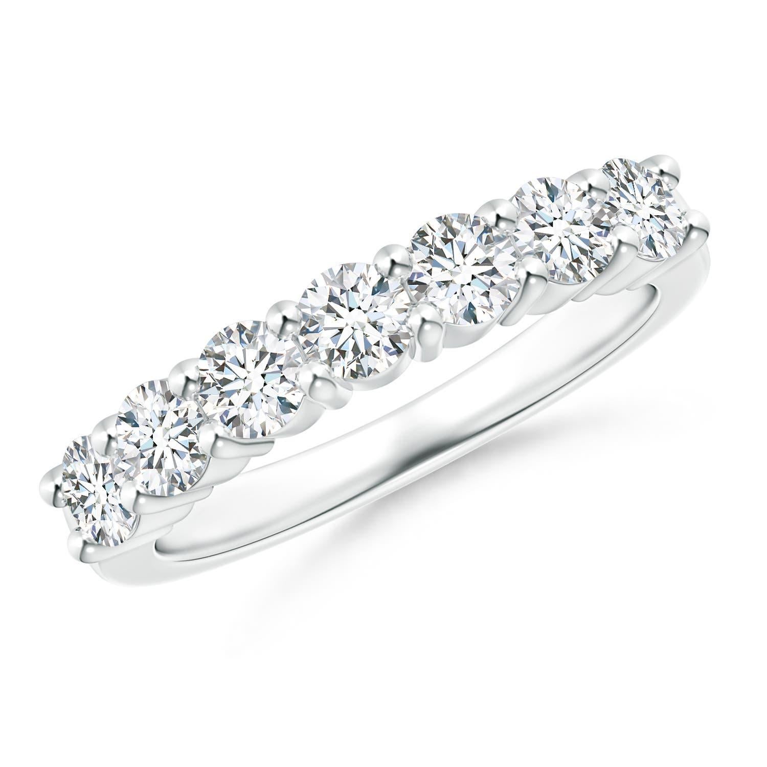 Angara natürlichen sieben Stein 1,02 ct Diamant Ehering in 14K massivem Gold im Angebot 1
