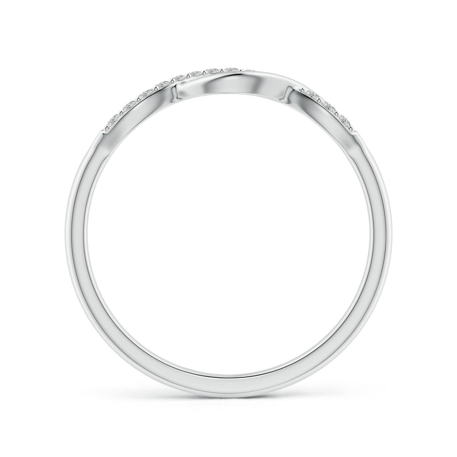 <p>Acerca de Angara:<br />En Angara, cada joya es una expresión artesanal de amor e individualidad. Diseñamos con intención, utilizando piedras preciosas de colores vivos y diamantes de origen ético para crear tesoros únicos e intemporales. Desde la