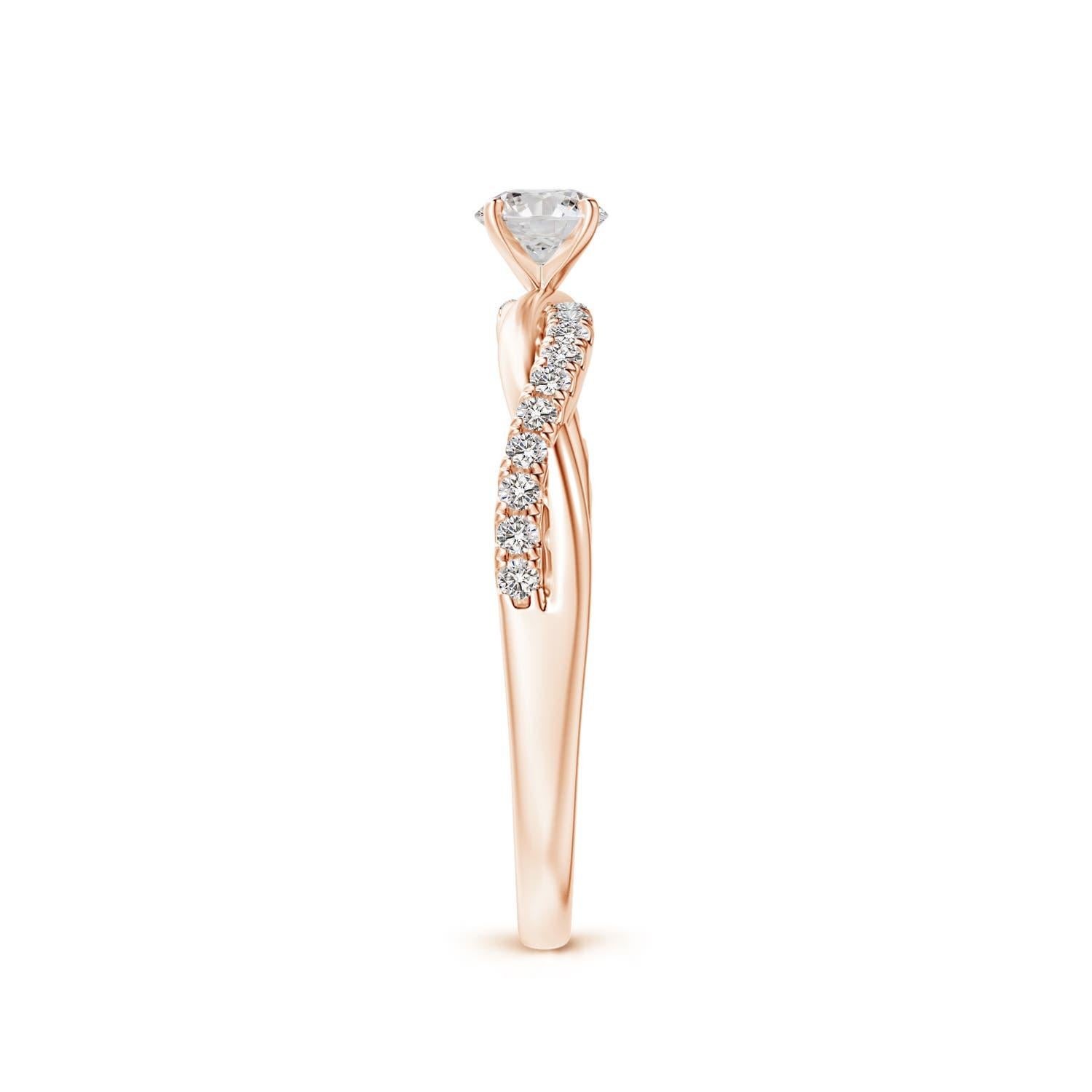 Angara Natürlicher Solitär Diamant Verlobungsring mit Akzenten in 14K massivem Gold Damen im Angebot
