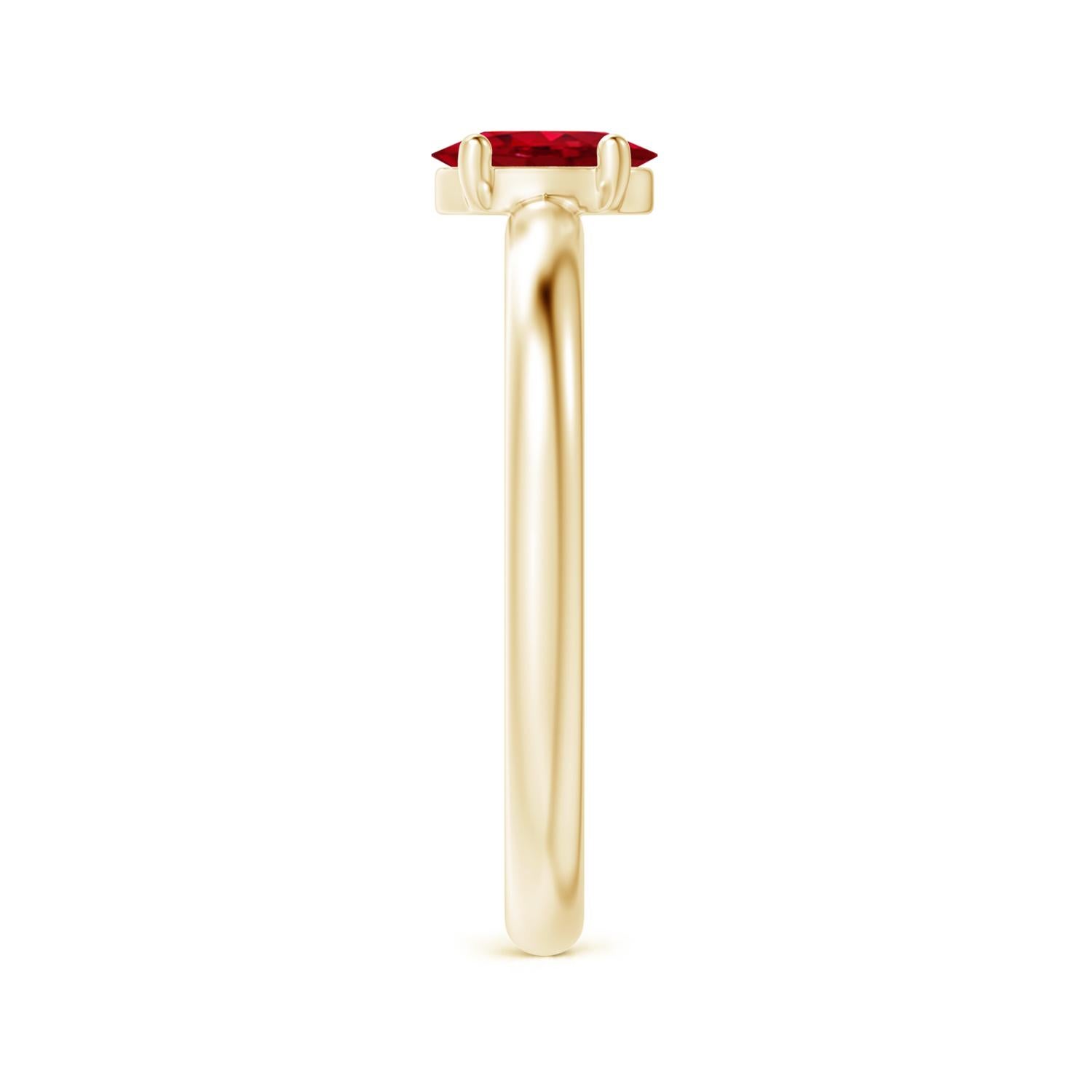 En vente :  ANGARA Bague solitaire ovale en or jaune 14 carats avec promesse en rubis de 0,60 carat 5