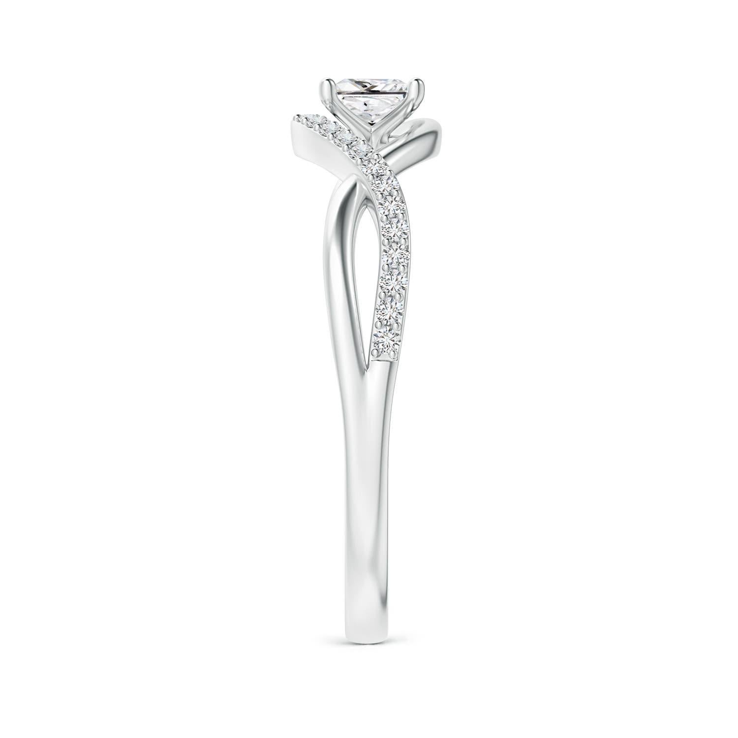 Angara Natürlicher Solitär Diamantring mit Prinzessinnenschliff aus massivem 14K Gold im Zustand „Neu“ im Angebot in Los Angeles, CA