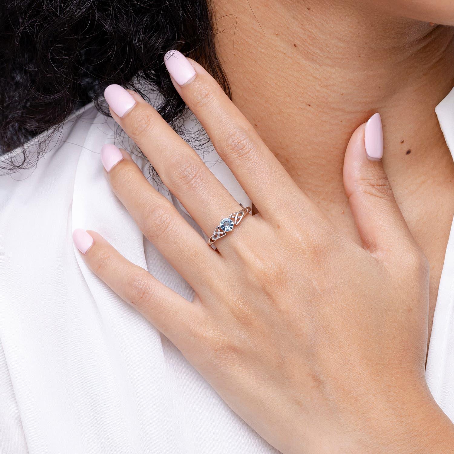 Angara Natural Solitaire Round Aquamarine Knot Engagement Ring in 14K Solid Gold In New Condition For Sale In Los Angeles, CA