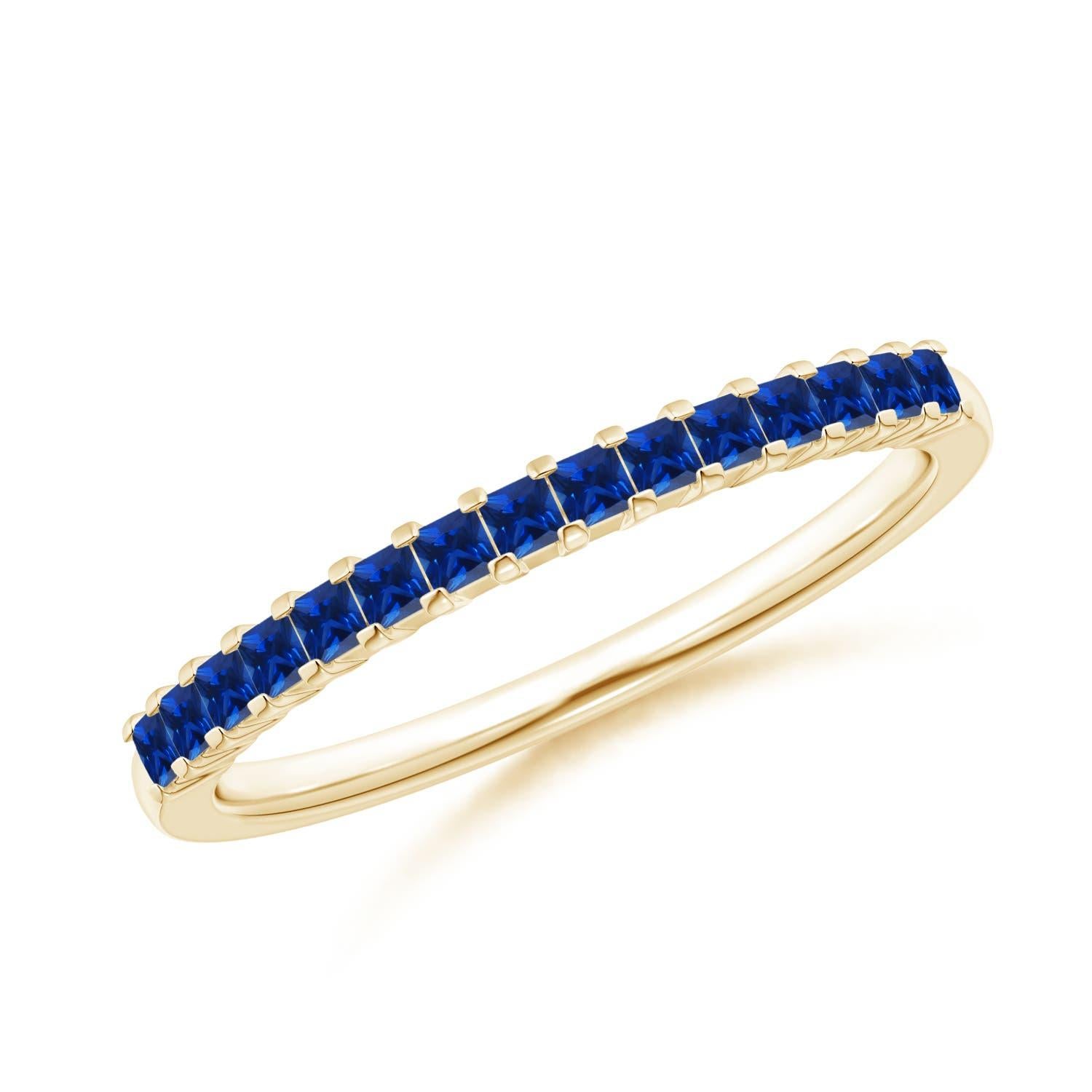 Anello di matrimonio semi-eternità con zaffiro blu quadrato naturale di Angara in oro massiccio 14 carati in vendita 1