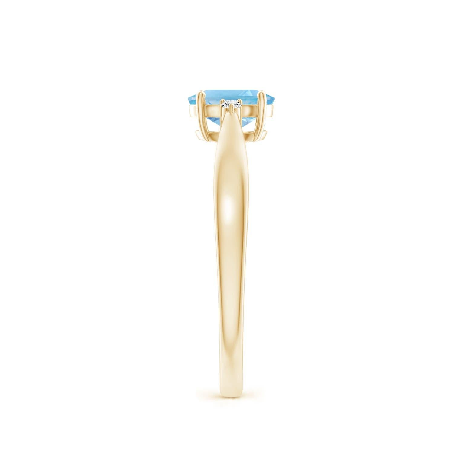 Taglio ovale Anello Angara in Topazio Blu Svizzero Naturale con gambo affusolato e diamanti in oro 14K in vendita
