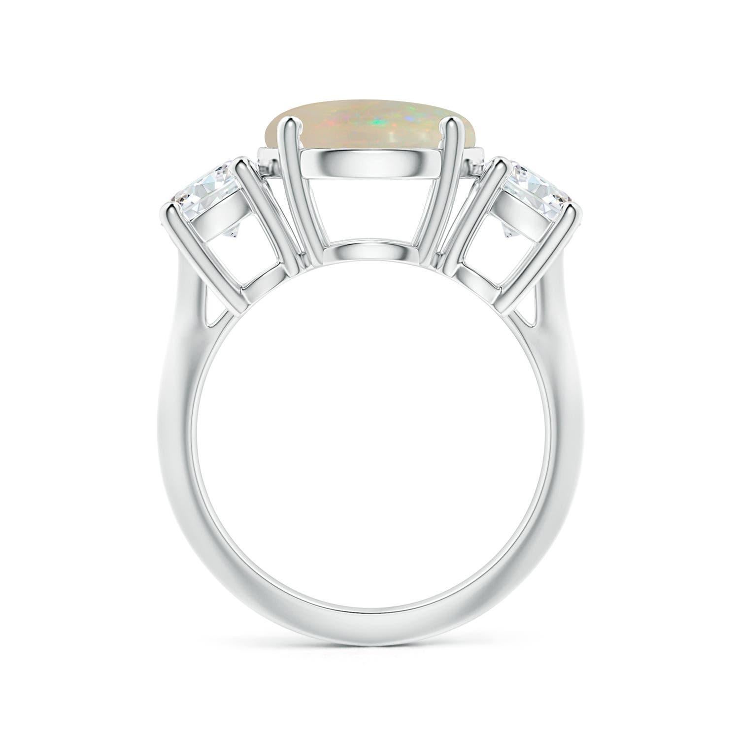 <p>À propos d'Angara :<br />Chez Angara, chaque bijou est une expression artisanale de l'amour et de l'individualité. Nous concevons avec intention, en utilisant des pierres précieuses de couleur vive et des diamants d'origine éthique pour créer des