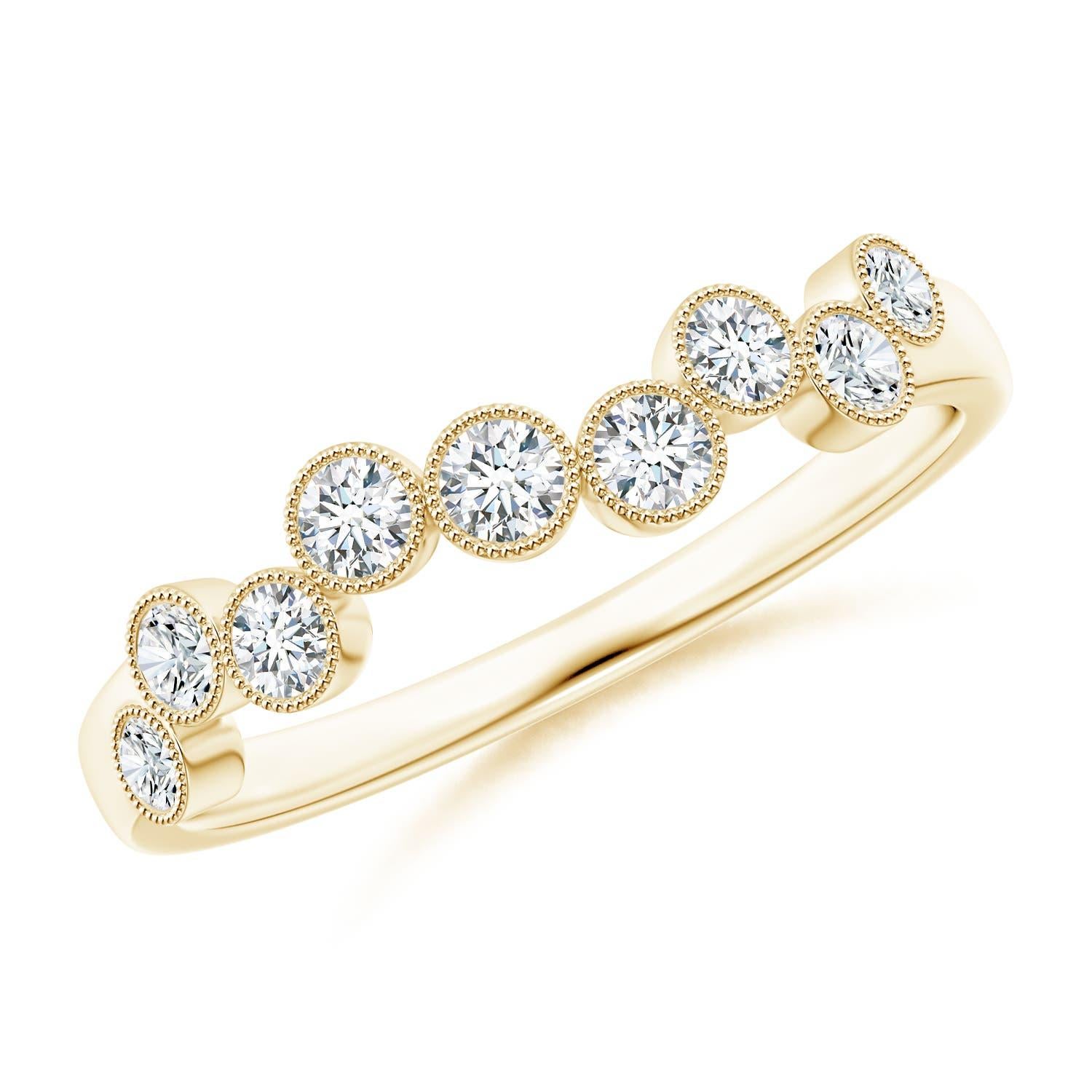 Anillo de moda con diamantes engarzados en bisel de oro macizo de 14 quilates de inspiración vintage natural Angara en venta 1