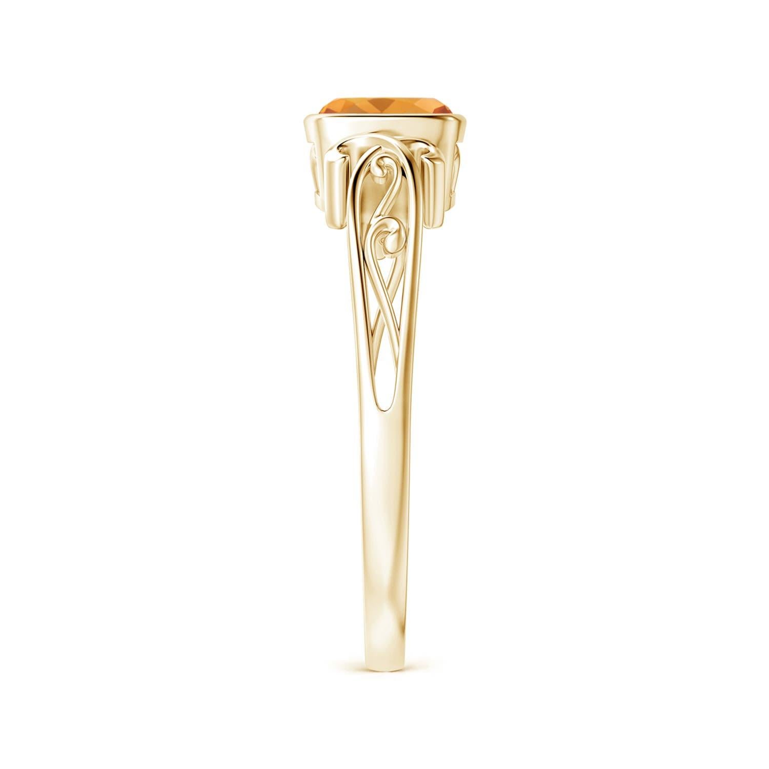 Donna Anello solitario con citrino a cuscino in stile vintage naturale di Angara in oro massiccio 14K in vendita