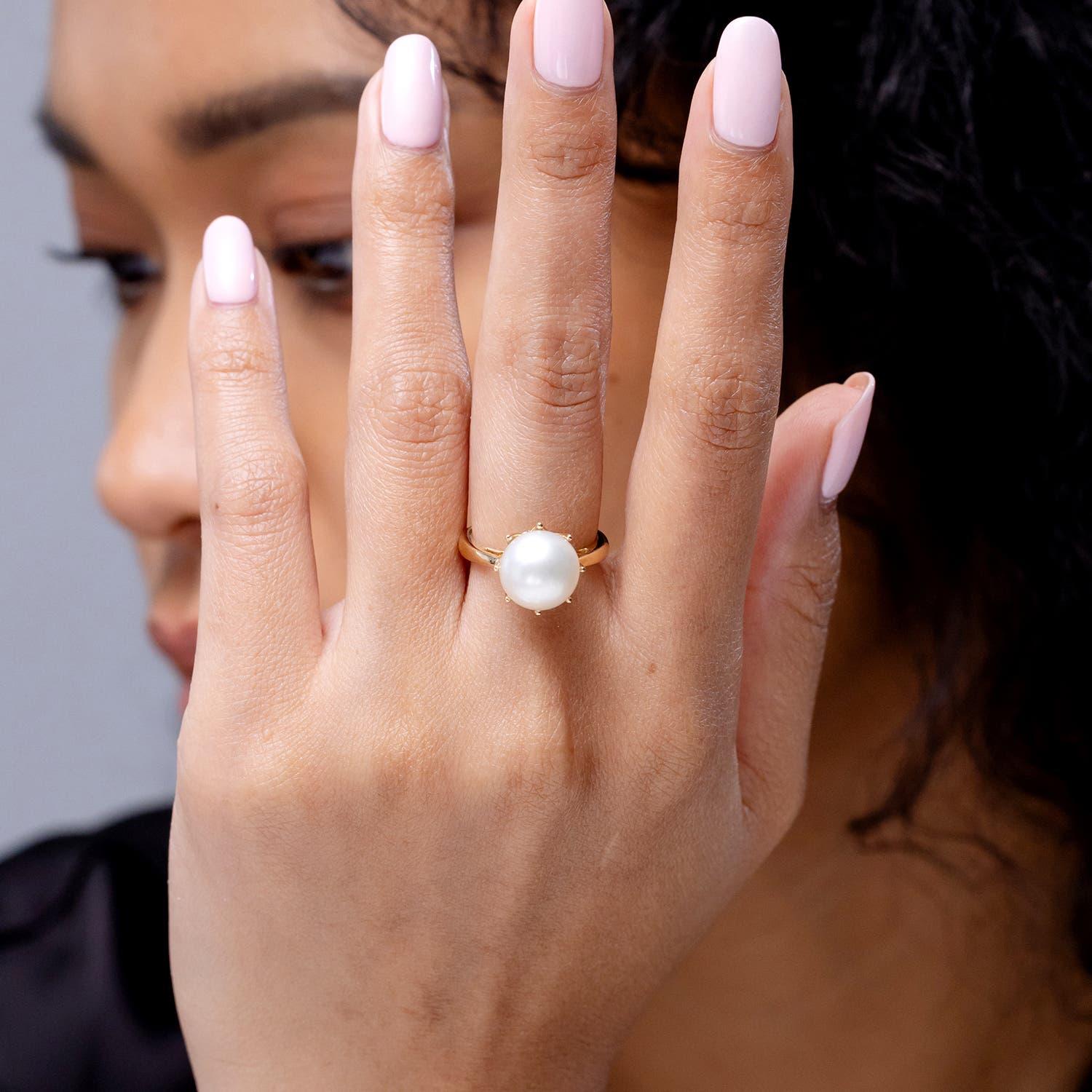 Moderno Angara Anello con corona solitario di perle coltivate dei mari del sud in oro massiccio 14K per donna in vendita