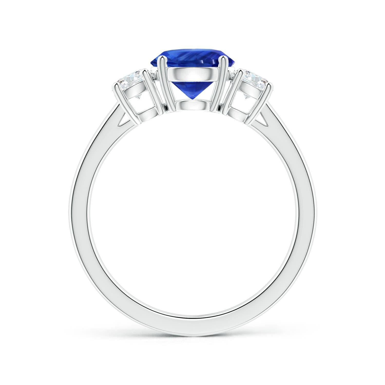 En vente :  Angara Bague à trois pierres en platine avec saphir bleu certifié GIA et diamants 2