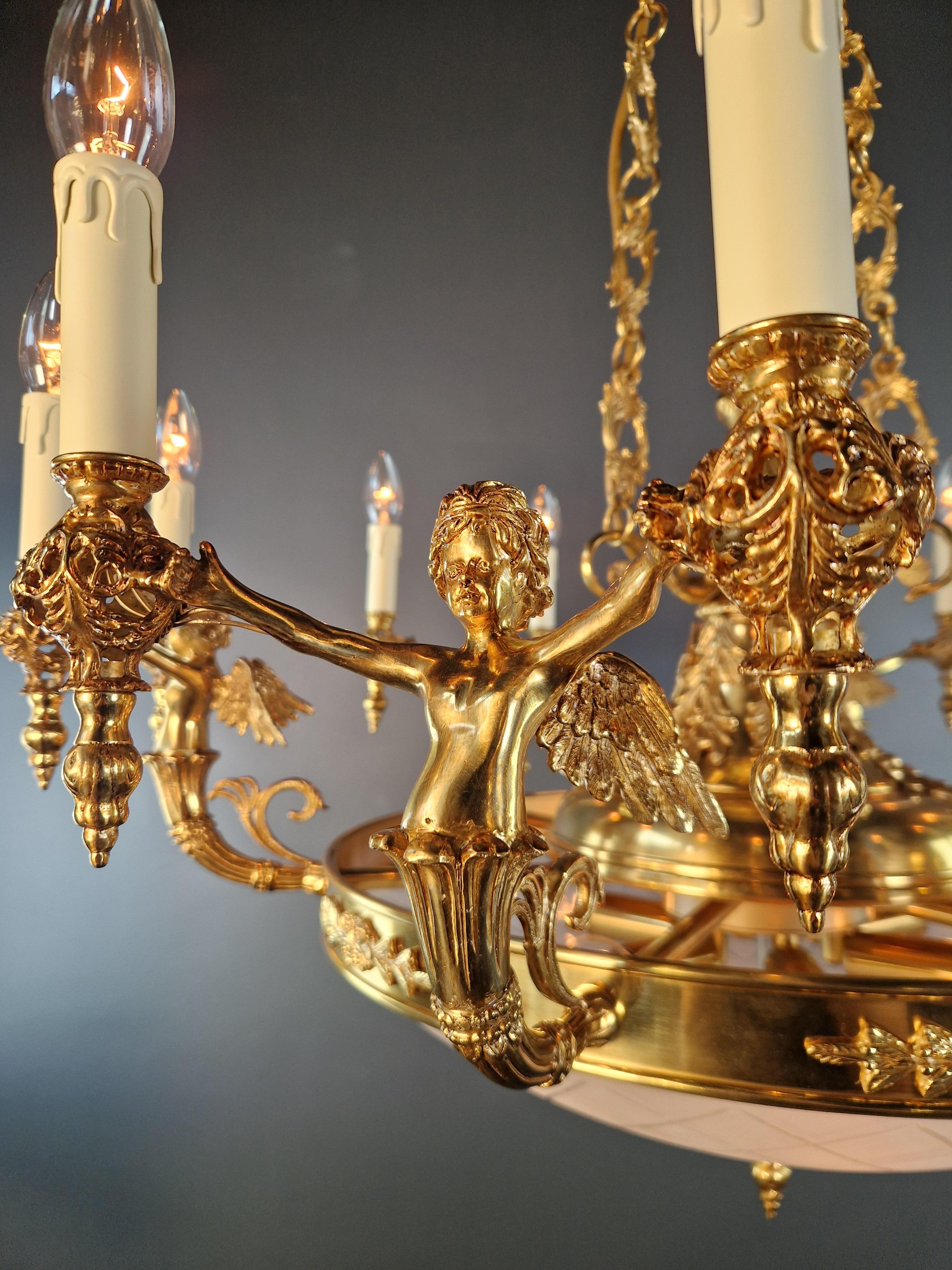 Lustre Empire en laiton Angel Lustre lampe or antique en vente 2