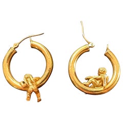 Angel Cherub Cupid Hoop Earrings 14 Karat Yellow Gold Vintage 3 Dimensional