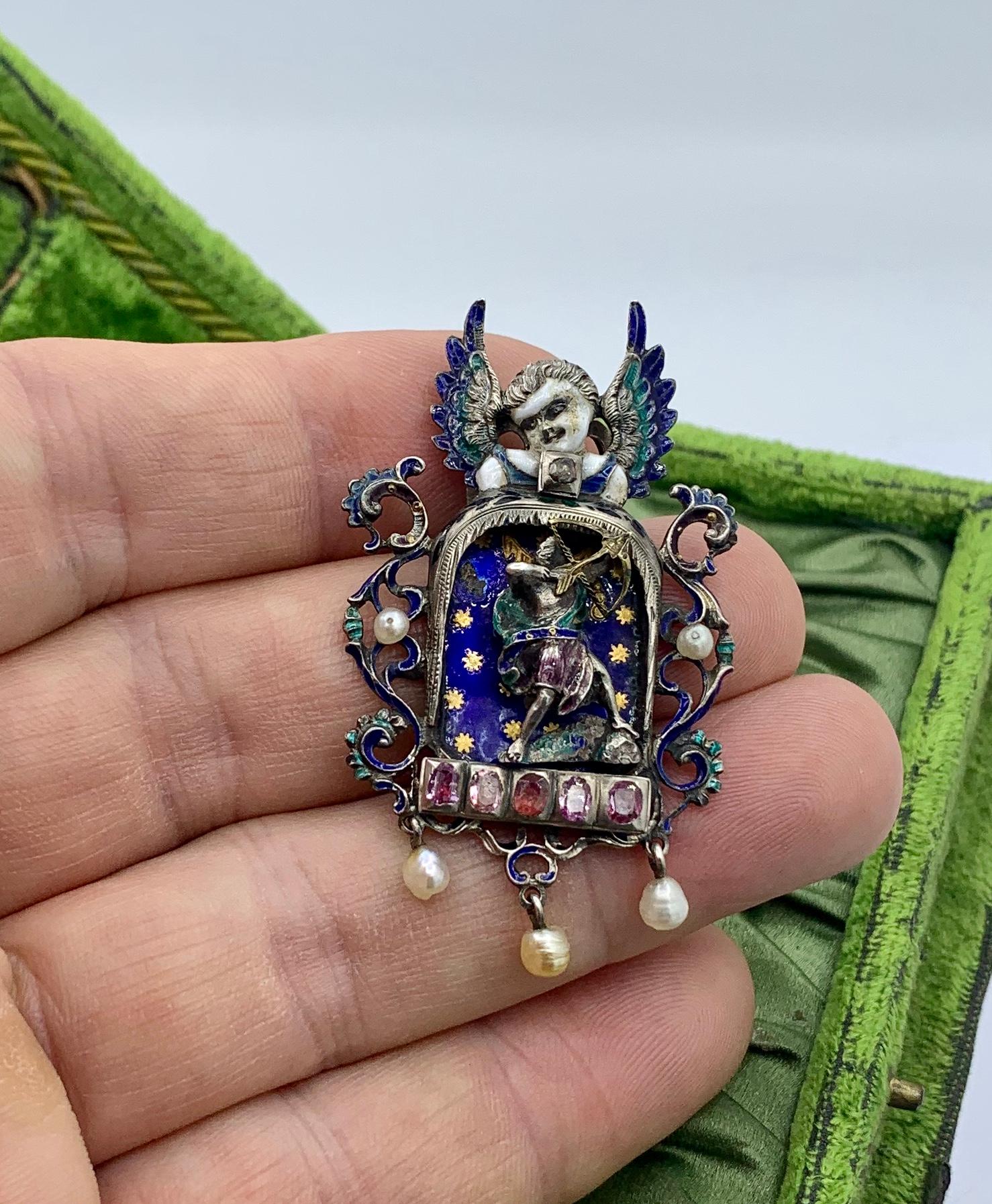 Ángel Cupido Rubí Diamante Esmalte Colgante Collar Renacimiento Austrohúngaro Renacimiento renacentista en venta