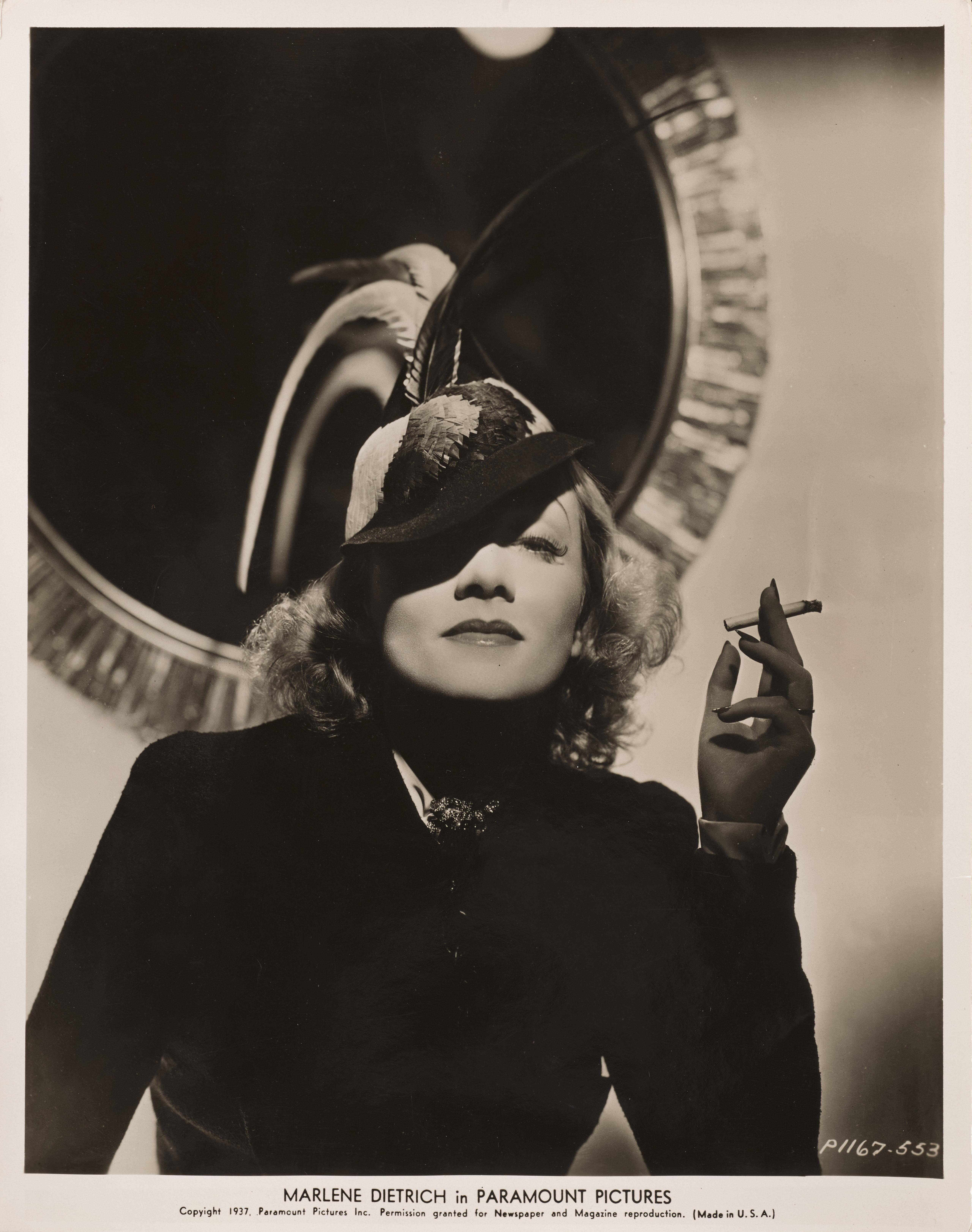 Original US photographic black and white production still for the 1937 film Angel, starring Marlene Dietrich, Herbert Marshall, Melvyn the film was directed by Ernst Lubitsch.
This piece would be packed and sent out flat in strong card.