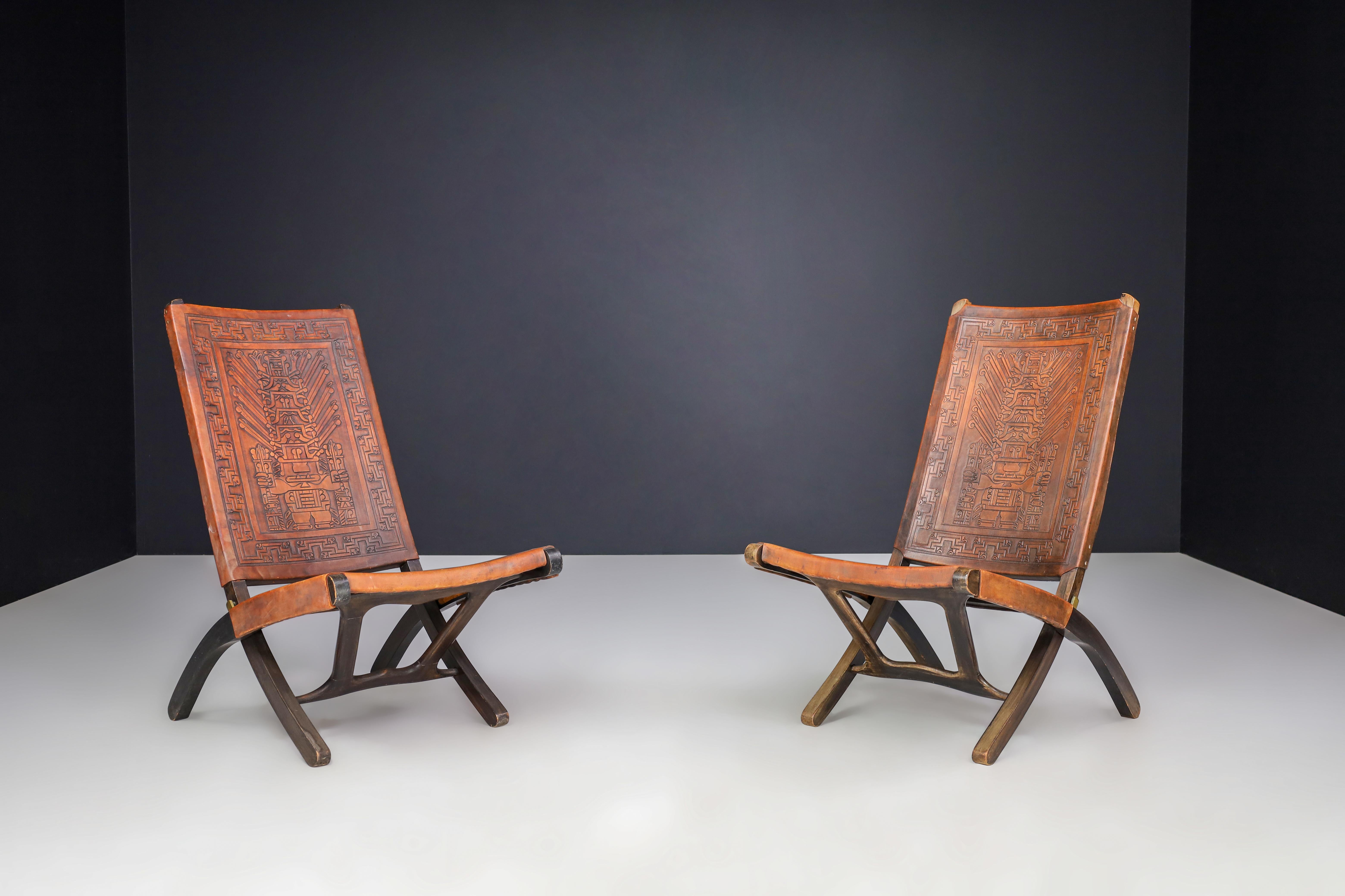 Mid-Century Modern Angel I. Pazmino Cognac-colored Saddle Leather Folding Chairs Ecuador 1970s   For Sale